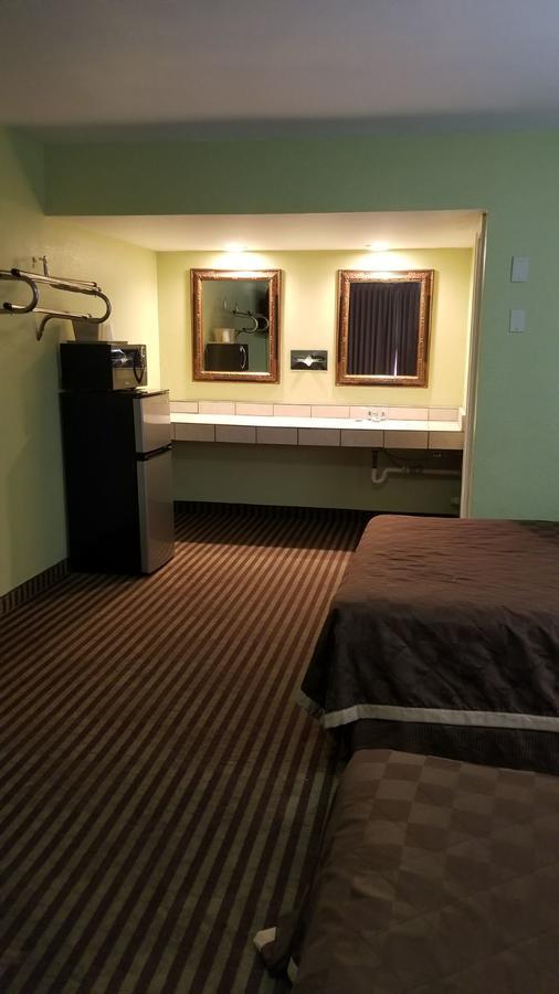 Simple Rewards Inn Roswell Bagian luar foto